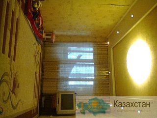 продам 3-х комн. квартиру пос. Алмалыбак пос. КИЗ (Алмалыбак) Карасайский район