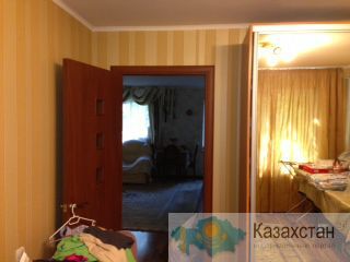 Продам отличную трехкомнатную квартиру в центре Астана