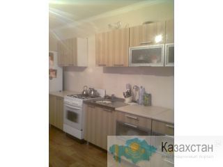 продам кухонный гарнитур Астана Косши