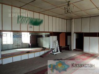 г.Жаркент  Алматинская область : Адм.здание . Производственная база. Жаркент