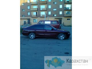 продам Мицубиси Галант1995г.,вишня металлик,6800у.е.,2л,АКПП,тонировка,люк Сарань
