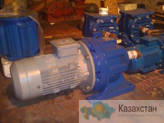 ПРОДАМ МОТОР -РЕДУКТОР 3МП-50-90-G110 . Барнаул