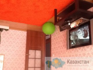 Продам 2 комнат квартиру Байзакова Шевченко 137999 $ Алматы