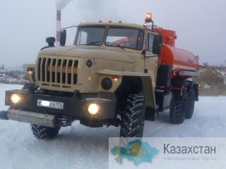 Урал топливозаправщик бензовоз АТЗ-10 недорого Миасс