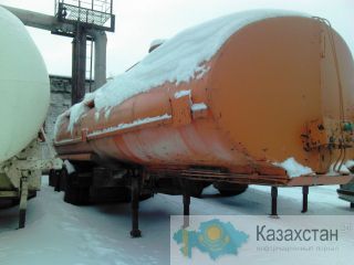 Полуприцеп цистерна 30куб три секции 2 оси пневмо подвеска 1999г нефтекамск