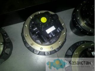 Редуктор хода в сборе с гидромотором Komatsu PC-60, PC-75UU-3 Другое месторасположение