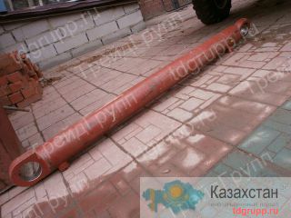Гидроцилиндр стрелы  110*70*1100 экскаватора ЕК-14    кат. № 23.95.000 Другое месторасположение
