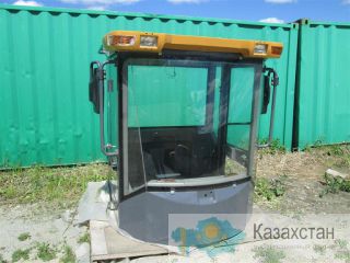 Кабина CDM-855 Другое месторасположение