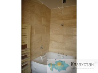 Накрывка на бассейн из натурального камня: гранита, травертина, мрамора. Алматы и Алматинская область