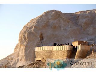 Бекет-ата,Караман ата,Есен ата,Шакпак атага катынаймын Шетпе вокзалынан катынаймын