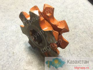 КО-815 42.17.000 Звездочка (пескоразбрасыватель) Другое месторасположение