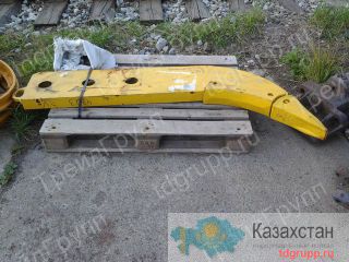 175-79-32131 Стойка рыхлителя Komatsu D155A Другое месторасположение