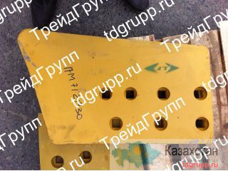 17M-71-21930 Нож боковой левый Komatsu D155A Другое месторасположение