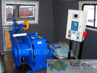 Подъемник исследования нефтегазовых скважин на шасси Уаз Россия