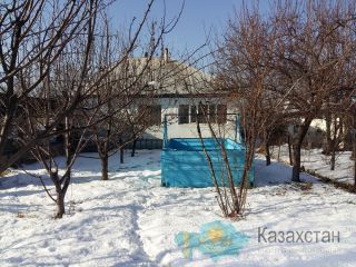 Продается 6-комнатный с теплым санузлом "немецкий" дом в 2-х уровнях, участок 5,4 сотки в г. Есик за 53 000$US Алматы