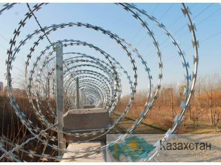 Колючая проволока с лентой Хэншуй