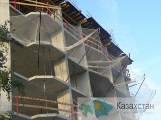 "ЗУС горизонт"(защитно-улавливающая сетка, ловушка), заградительная сетка, стойка ограждения Астана и Акмолинская область