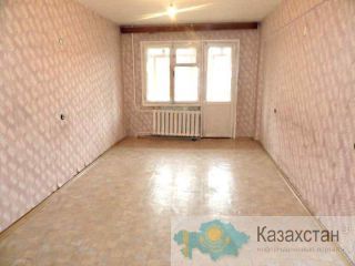 Внимание!! Продам 3-х брежневка 1970 гп, 2 этаж, ул Бурова 27/1, балкон застеклен, санузел раздельный, S- 69 кв, не угловая, Усть-Каменогорск