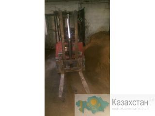 Вилочный погрузчик Астана
