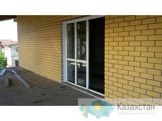 Продам коттедж в г. Барнауле Алтайского края 350 м² (кирпич) на участке 14 сот., Барнаул, Алтайскогокрая