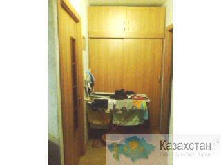 Продам 3-х комнатную  квартиру по улице Новаторов 15 Усть-Каменогорск