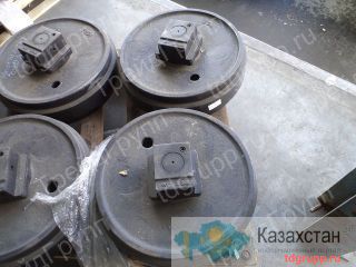 387-50400100 Колесо направляющее Kato HD1023 III, Kato HD820 Астана и Акмолинская область