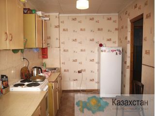 Продам "улучшенную" 2-х комнатную ул. Космическая 21 Усть-Каменогорск
