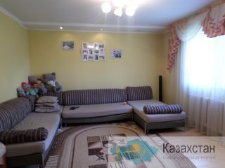 Продам дом с магазином Усть-Каменогорск