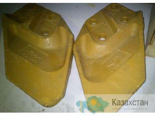 Бокорезы ковша Hyundai 61E3-3033/61E3-3034 Другое месторасположение