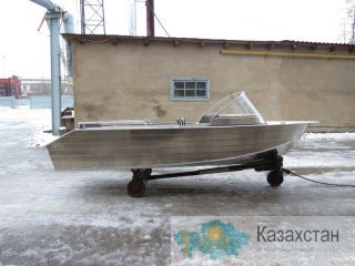 Купить лодку (катер) Бестер-450 Караганда