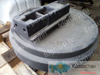 81E7-01030 Колесо направляющее (Ленивец) Hyundai R500LC-7 Астана и Акмолинская область