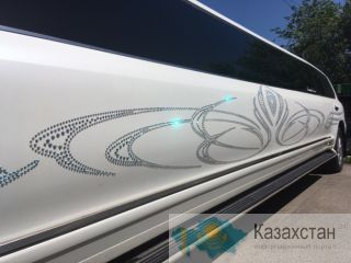 Лексус в кристаллах Сваровски Алматы и Алматинская область