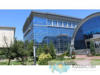 На продажу выставлен многофункциональный гостиничный центр «Хан Тенгри» Алматы