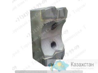 Зуб Q10971X2 для мульчера Rayco г. Екатеринбург, ул. Основинская 7.