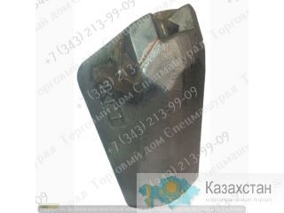 Зуб RM2002 для мульчера Rayco г. Екатеринбург, ул. Основинская 7.