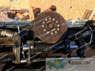 Мост Raba (Раба) для погрузчика В138 ЧСДМ г. Екатеринбург, ул. Основинская 7.