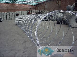 Колючая проволока с лентой Хэншуй