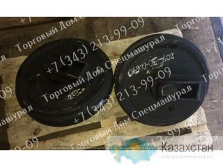 Направляющее колесо 20Y-30-00640 Komatsu PC200-8m0 г. Екатеринбург, ул. Основинская 7.