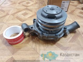 Помпа водяная для экскаватора-погрузчика Case 695SM г. Екатеринбург, ул. Основинская 7.