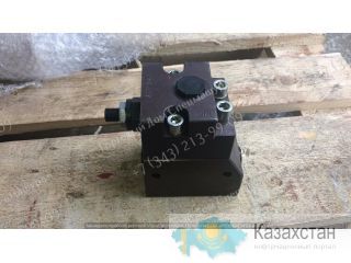 Клапан зарядки 274.110.300.00, КПР-103 для автогрейдера ГС-14.02 г. Екатеринбург, ул. Основинская 7.