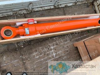Гидроцилиндр ковша экскаватора Doosan DX340LCA г. Екатеринбург, ул. Основинская 7.