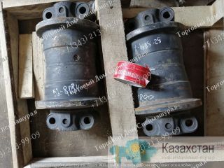 Каток опорный 72208800 для экскаватора New Holland E385C г. Екатеринбург, ул. Основинская 7.