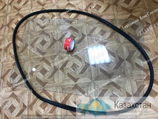 Стекло лобовое для МКСМ-800 г. Екатеринбург, ул. Основинская 7.