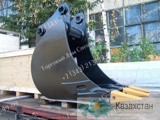 Ковш для экскаватора Hyundai R360LC-7 г. Екатеринбург, ул. Основинская 7.