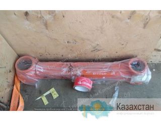 Рычаг трапеции для экскаватора Hitachi ZX200 г. Екатеринбург, ул. Основинская 7.