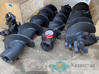 Шнек для гидровращателя Delta, Komatsu WB93 г. Екатеринбург, ул. Основинская 7.