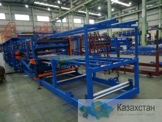 2022 китайская линия по производству сэндвич-панелей кровельной Другое месторасположение