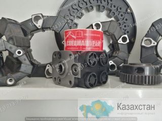 Гидроруль (насос-дозатор) для Komatsu WB93 г. Екатеринбург, ул. Основинская 7.