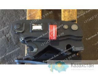 Быстросъем для экскаватора-погрузчика Terex TLB825 г. Екатеринбург, ул. Основинская 7.