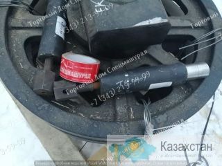 Гидроцилиндр натяжителя XCMG QUY75 г. Екатеринбург, ул. Основинская 7.